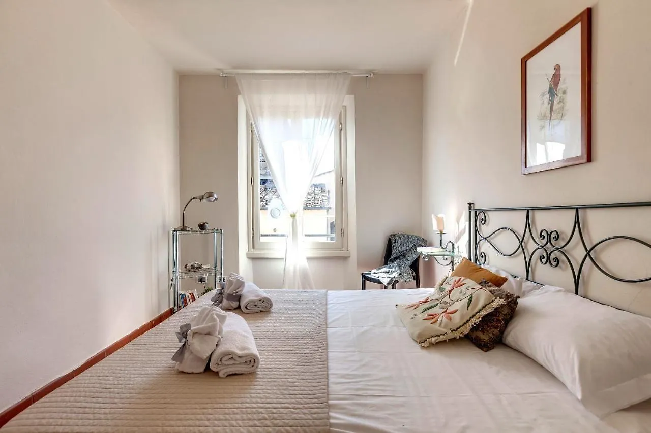 Guendalina Apartment By Mamo Florence