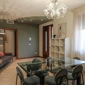 Nadia House Sommacampagna Verona , Ganfardine Italia