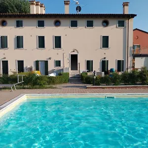 Park , Cavaion Veronese Italia