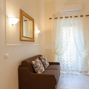 Ripetta Little House , Roma Italia